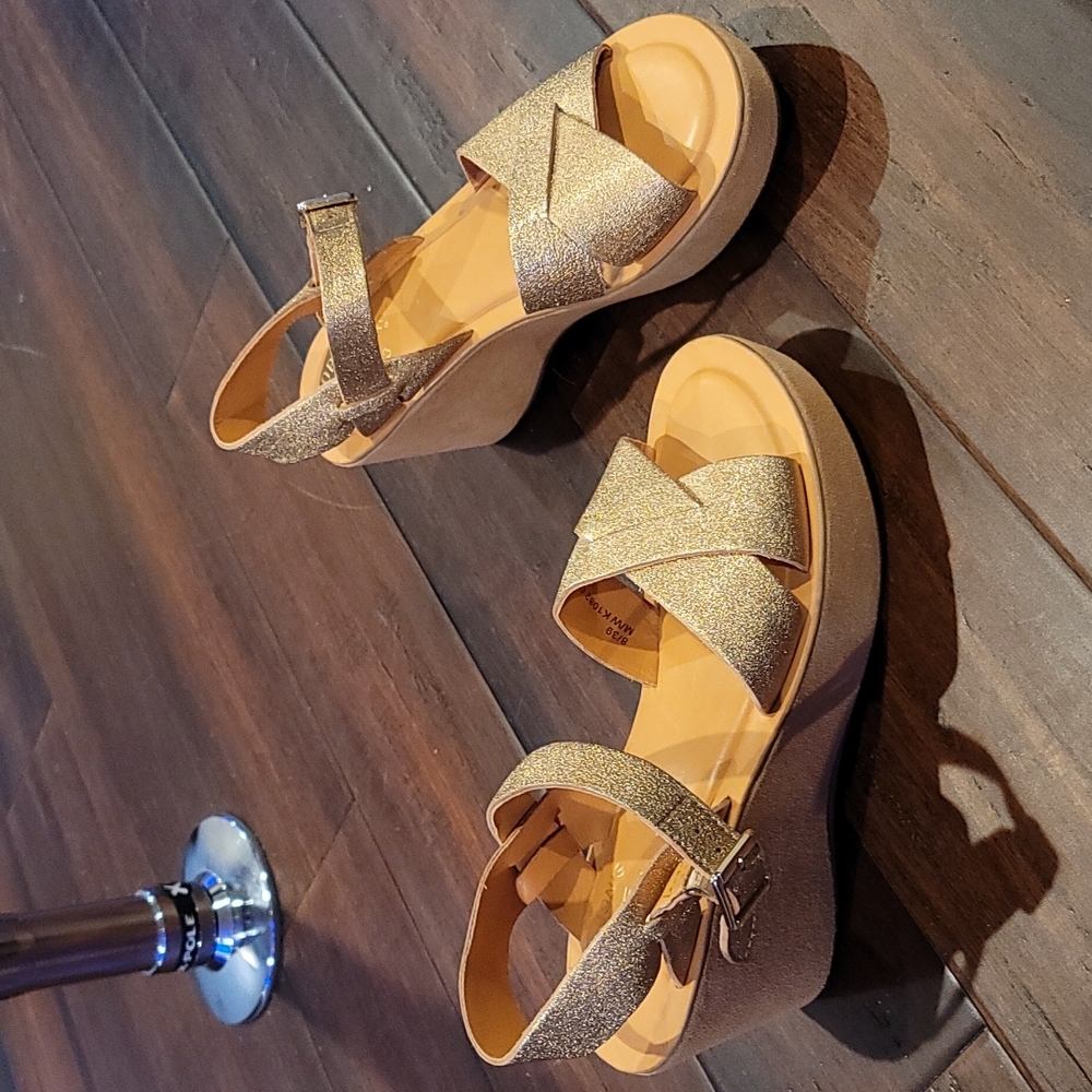 Gold Kork-Ease sandals size 8/39